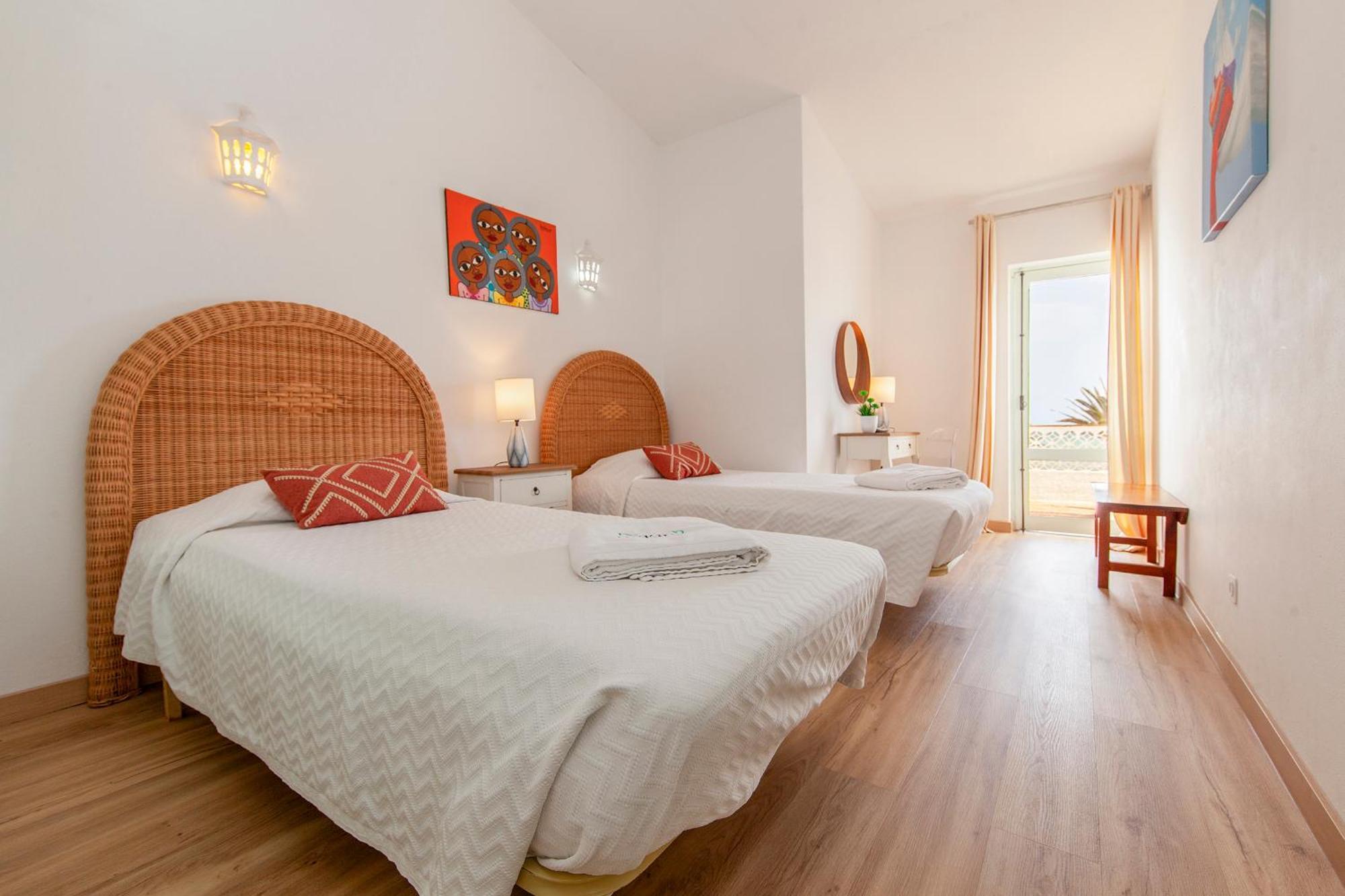 B86 - Beachline Apartment In Luz Extérieur photo